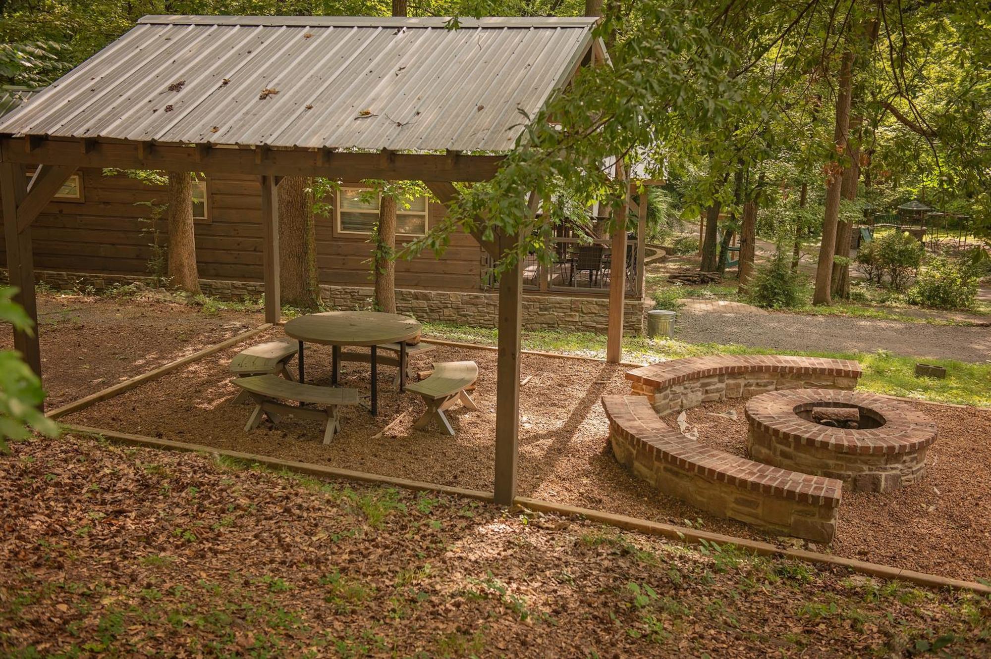 Jake Cabin Luxury Hot Tub Cabin Near Downtown Chattanooga Exterior photo
